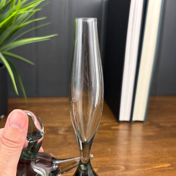 Vintage Glass Duck Bud Vase Clear Handblown Etched Glass Bird Figurine Vase - Picture 8 of 16